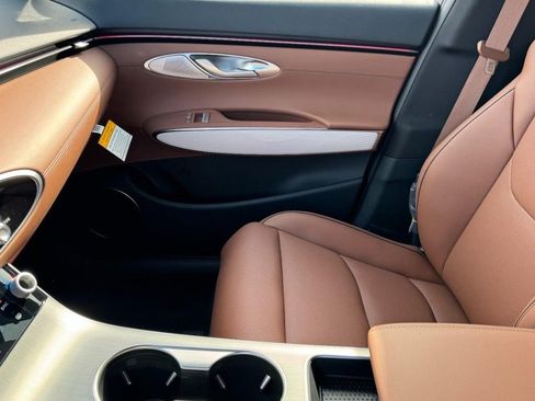 New 2026 Genesis GV70 2.5T Advanced AWD/4WD image 9