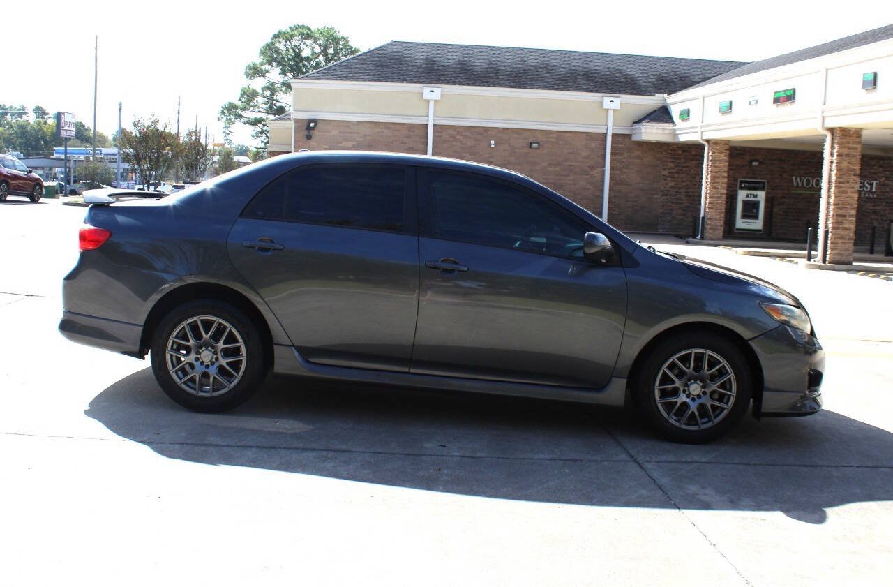 Used 2010 Toyota Corolla S FWD image 3