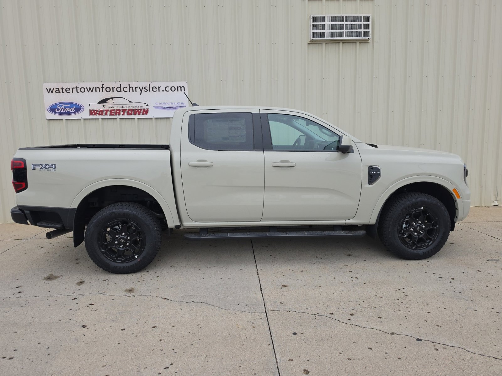 New 2026 Ford Ranger Lariat w/ FX4 Off-Road Package AWD/4WD image 1