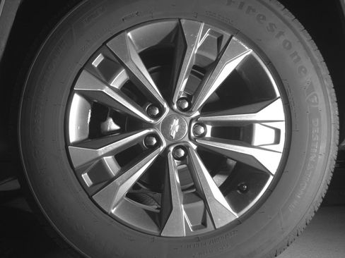 Used 2025 Chevrolet Equinox LT image 14