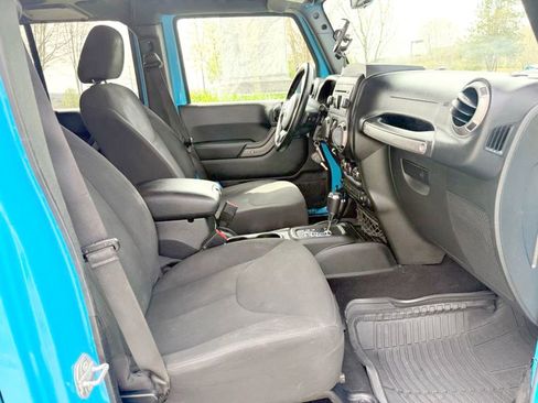 Used 2017 Jeep Wrangler Unlimited Sport w/ Quick Order Package 24S image 35