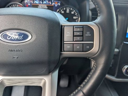 Used 2024 Ford Expedition XLT RWD image 14