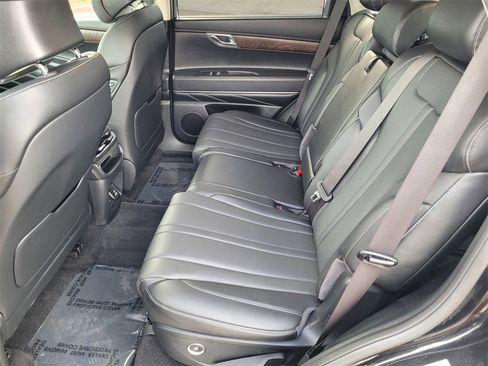 Used 2024 Genesis GV80 2.5T image 8