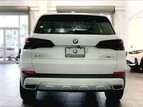 New 2026 BMW X5 sDrive40i w/ Executive Package RWD image 4