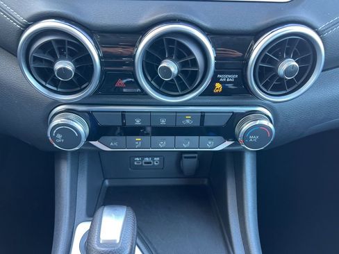 Used 2023 Nissan Sentra SV w/ Trunk Package image 41