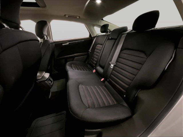 Used 2013 Ford Fusion SE FWD image 26