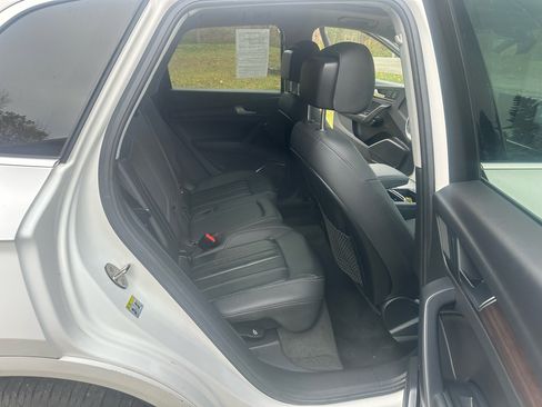 Used 2021 Audi Q5 2.0T Premium image 18