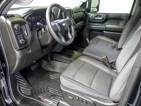 Used 2025 Chevrolet Silverado 2500 Custom w/ Custom Value Package AWD/4WD image 13