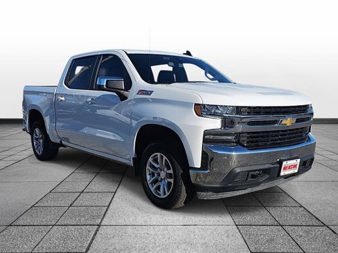 Used 2021 Chevrolet Silverado 1500 LT w/ Z71 Off-Road Package image 3