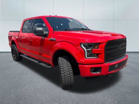 Used 2017 Ford F150 XLT w/ Equipment Group 302A Luxury AWD/4WD image 5