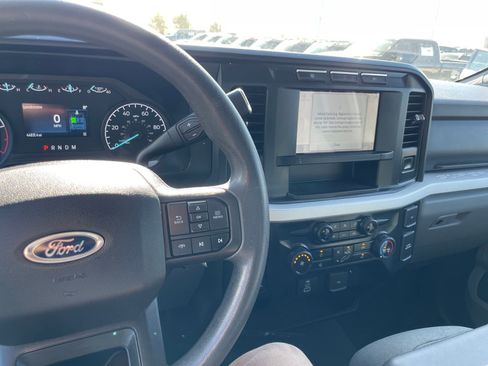 Used 2024 Ford F350 XLT image 19