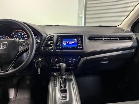 Used 2019 Honda HR-V LX image 21