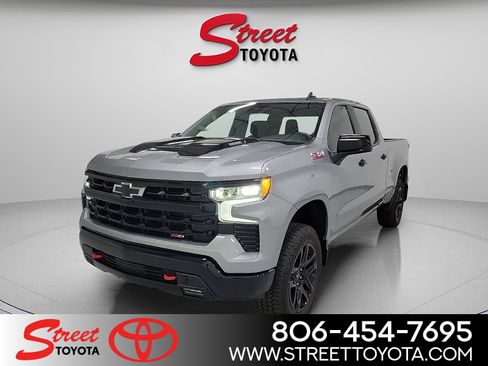Used 2025 Chevrolet Silverado 1500 LT Trail Boss AWD/4WD image 1