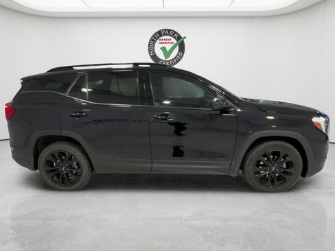 Used 2021 GMC Terrain SLE w/ Elevation Edition FWD image 6