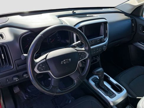 Used 2021 Chevrolet Colorado LT w/ LT Convenience Package image 9