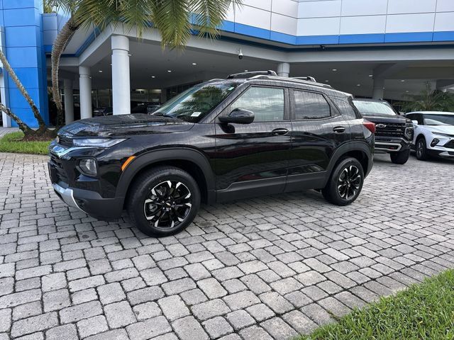 Used 2021 Chevrolet TrailBlazer LT w/ Convenience Package AWD/4WD image 31