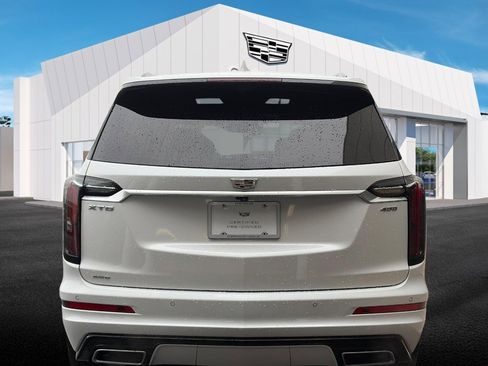 Certified 2024 Cadillac XT6 Sport w/ Technology Package AWD/4WD image 3