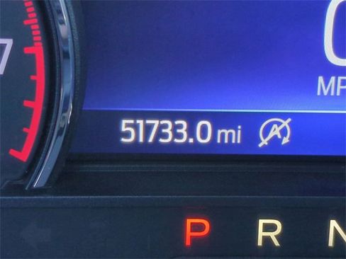 Certified 2020 Ford Explorer XLT w/ Equipment Group 202A image 25