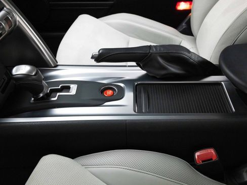 Used 2010 Nissan GT-R Premium AWD/4WD image 20
