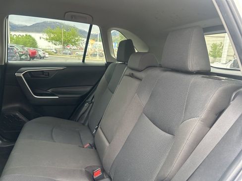 Used 2024 Toyota RAV4 LE image 17
