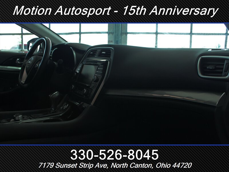 Used 2023 Nissan Maxima SL FWD image 27