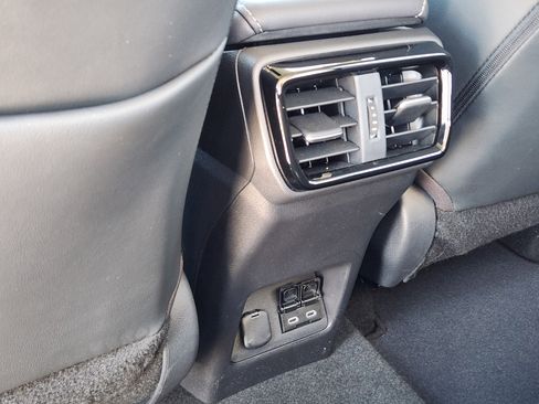 Certified 2024 Lexus NX 250 FWD w/ Towing Package (2000 Lbs) image 39