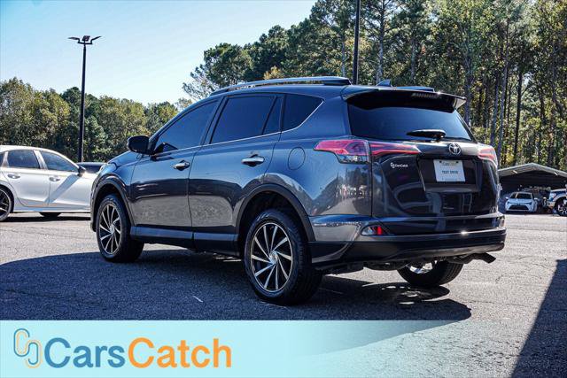 Used 2018 Toyota RAV4 Limited FWD image 13