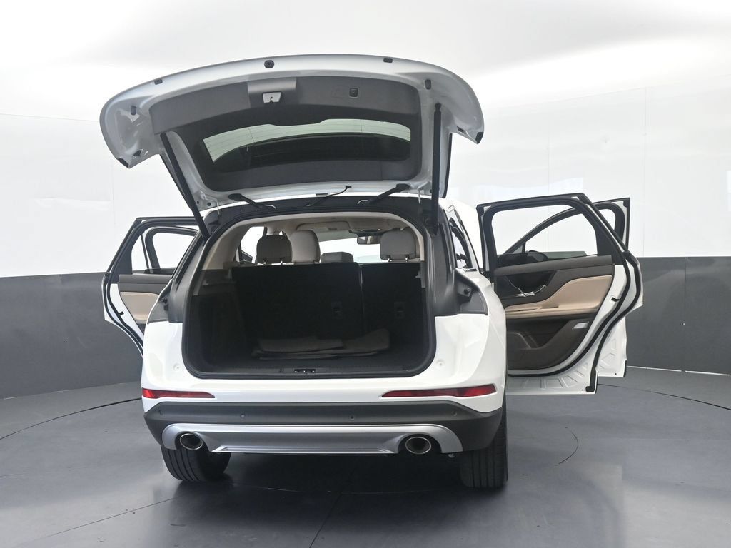 Used 2023 Lincoln Corsair FWD image 76