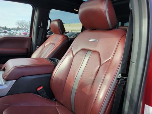 Used 2018 Ford F150 Platinum w/ Equipment Group 701A Luxury image 23