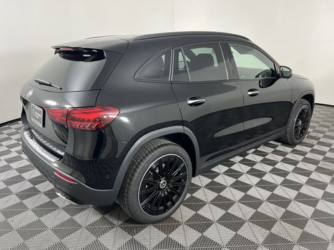New 2026 Mercedes-Benz GLA 250 4MATIC image 12
