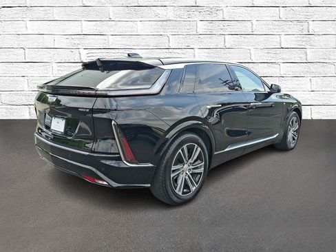 Certified 2024 Cadillac Lyriq Luxury RWD image 6