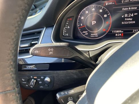 Used 2019 Audi Q7 3.0T Prestige w/ Prestige Package AWD/4WD image 24
