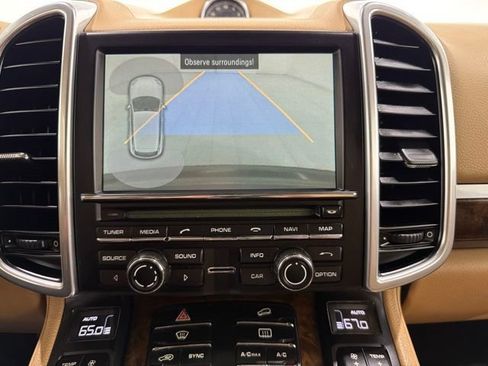 Used 2014 Porsche Cayenne Diesel AWD/4WD image 34