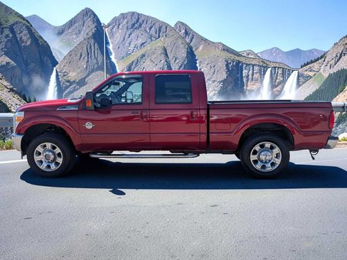 Used 2016 Ford F250 Lariat w/ Lariat Ultimate Package AWD/4WD image 3