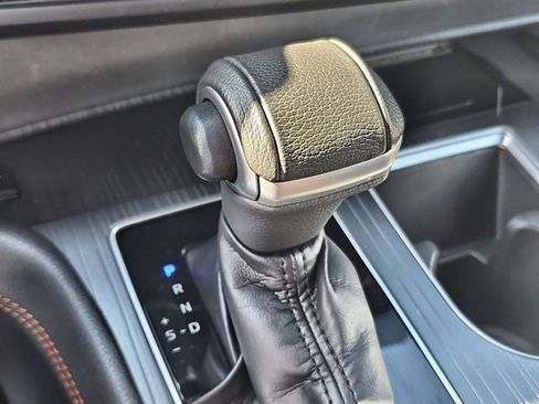 Used 2022 Toyota Sienna XSE w/ XSE Plus Package image 16