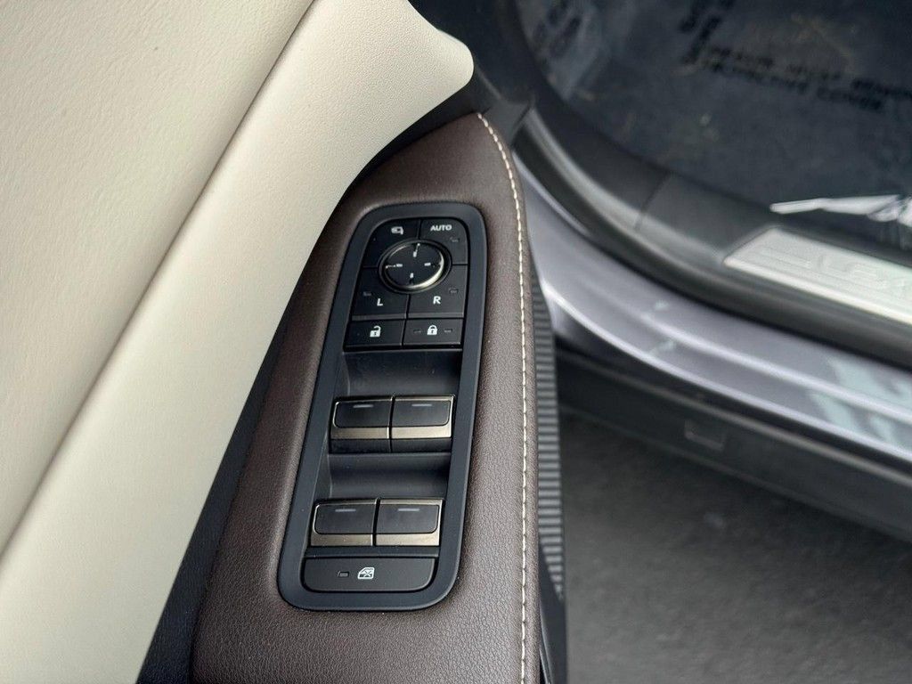 Used 2023 Lexus RX 350 Premium Plus w/ Protection Package (P2) AWD/4WD image 18