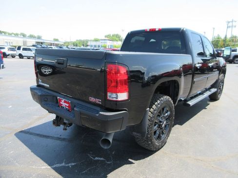 Used 2014 GMC Sierra 3500 Denali AWD/4WD image 6