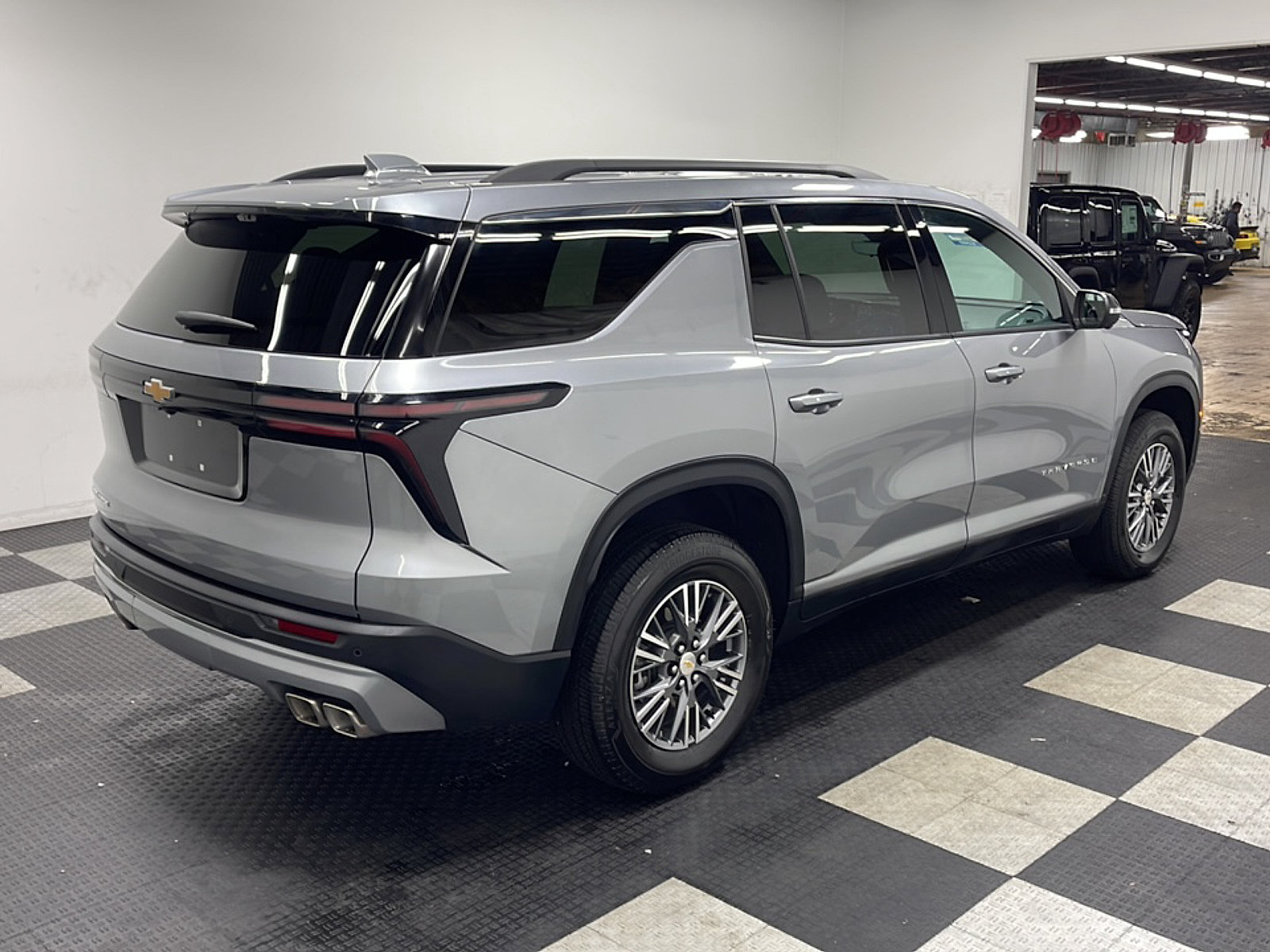 Used 2026 Chevrolet Traverse LT w/ Driver Confidence Package FWD image 20