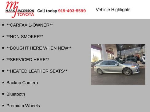 Used 2022 Toyota Camry XLE image 5