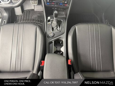 Used 2024 Volkswagen Tiguan SE R-Line AWD/4WD image 29