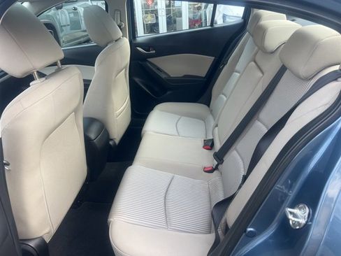 Used 2016 MAZDA MAZDA3 i Touring image 25