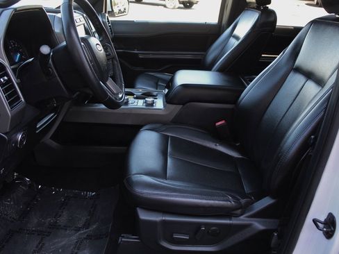 Used 2020 Ford Expedition XLT w/ Equipment Group 201A image 12