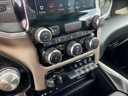 Used 2019 RAM 1500 Laramie w/ Sport Appearance Package image 18