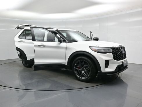 New 2026 Ford Explorer ST w/ Sun And Sound Package image 34