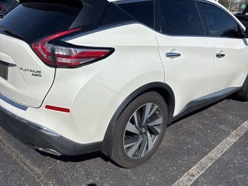 Used 2017 Nissan Murano Platinum w/ Platinum Technology Package image 2