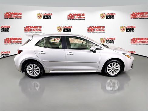 Certified 2025 Toyota Corolla SE image 15