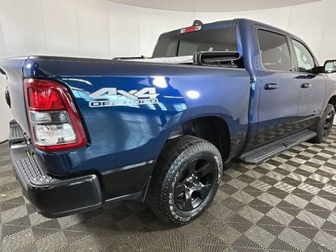 Used 2022 RAM 1500 Big Horn AWD/4WD image 3