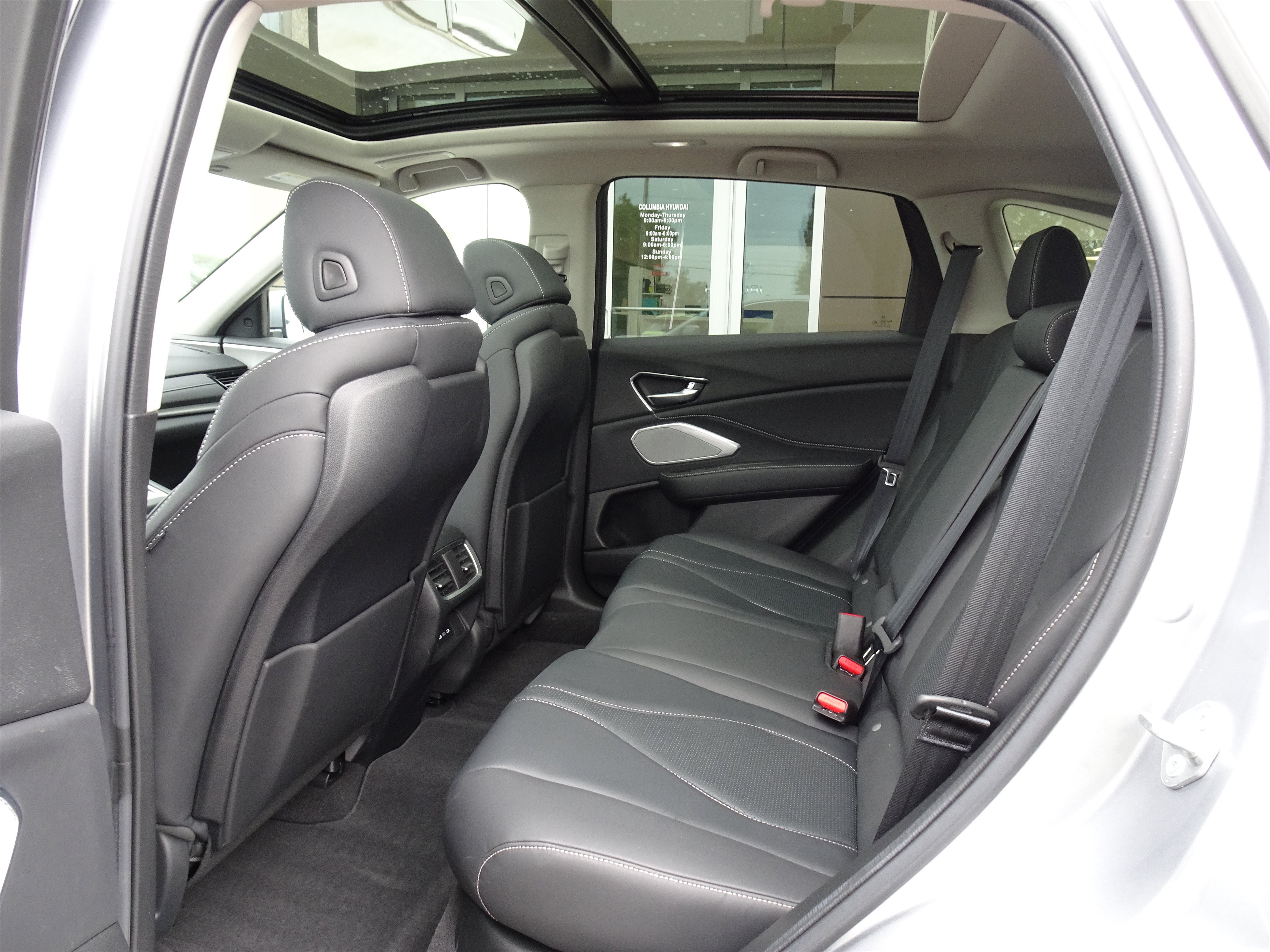 Used 2023 Acura RDX w/ Technology Package AWD/4WD image 15