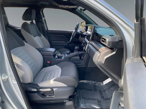 Used 2024 Toyota Tacoma TRD Off-Road image 15