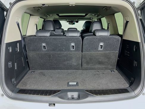 Used 2025 INFINITI QX80 Sensory AWD/4WD image 28